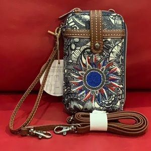 Wristlet Purse by SakRoots